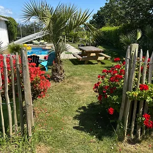 Hébergement de vacances De Kernaet Avec Piscine, Plougonvelin